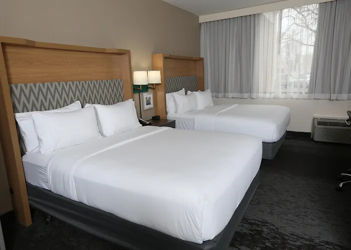 Chicago North Shore By Ihg 4*
