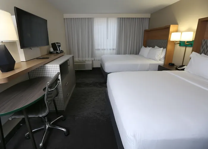 Chicago North Shore By Ihg Hotel 4*