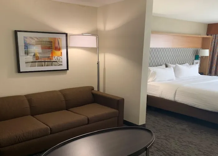 Chicago North Shore By Ihg Hotel