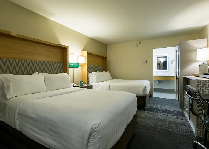 Hotel Chicago North Shore By Ihg Skokie