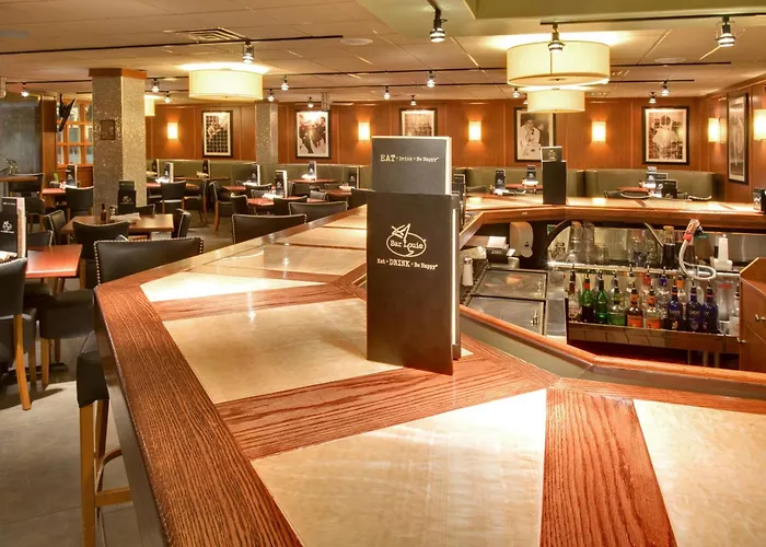 Hotel Chicago North Shore By Ihg 4*