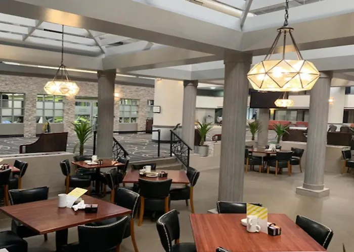 Hotel Chicago North Shore By Ihg