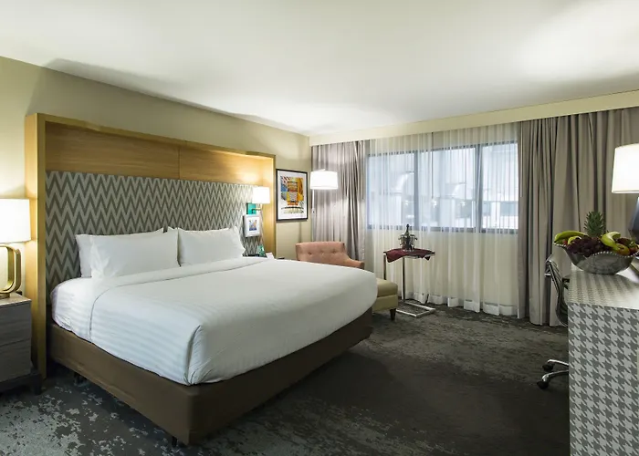 Hotel Chicago North Shore By Ihg